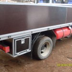 Увеличенные борта с рамкой для рекламы и ящиком.